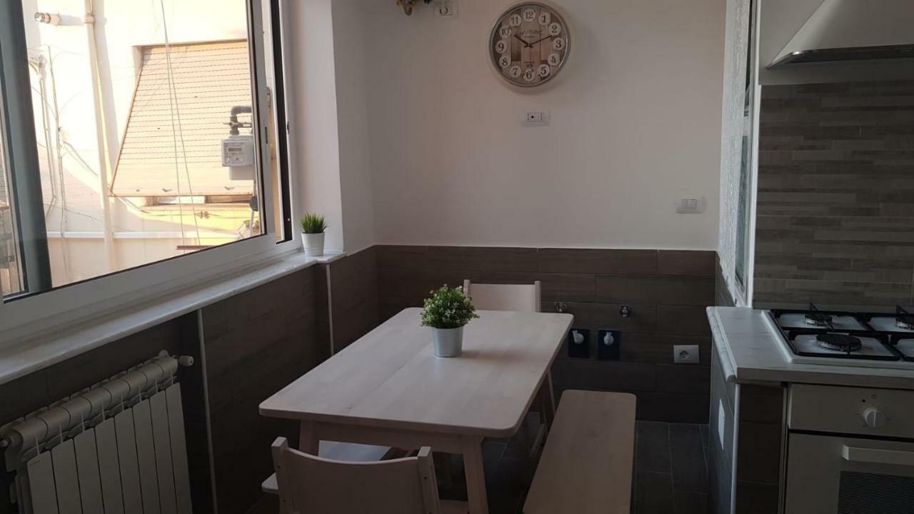 Fusman House Appartamento Napoli Esterno foto